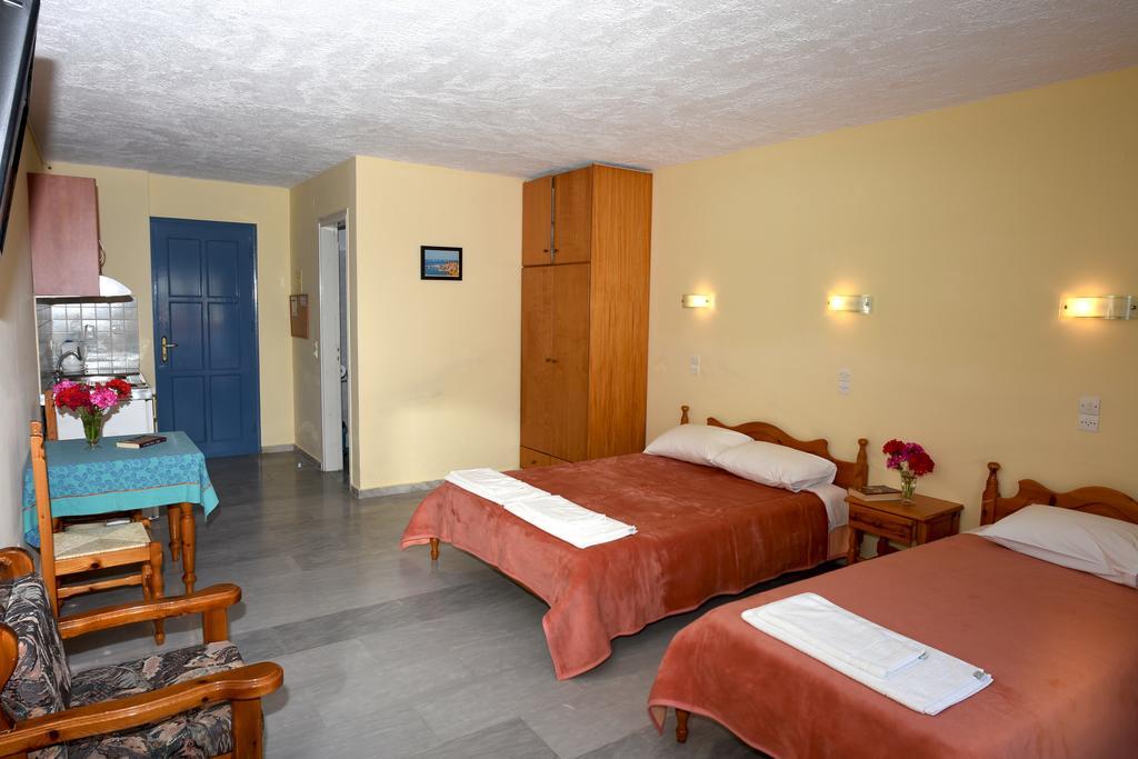 Blue Sky Hotel - Petra - Lesvos - Greece Exterior photo