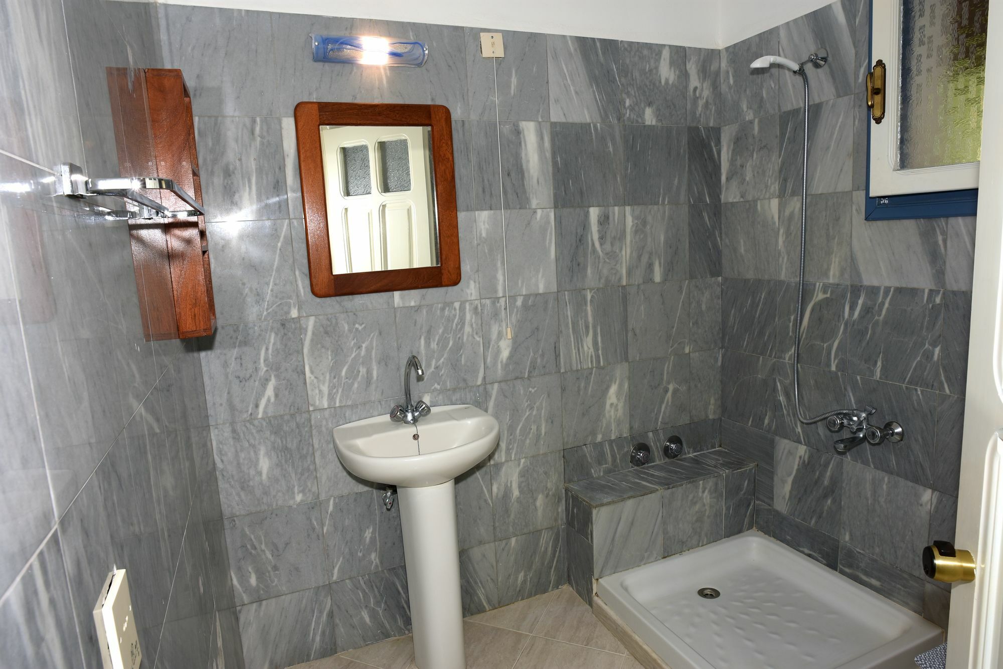 Blue Sky Hotel - Petra - Lesvos - Greece Exterior photo